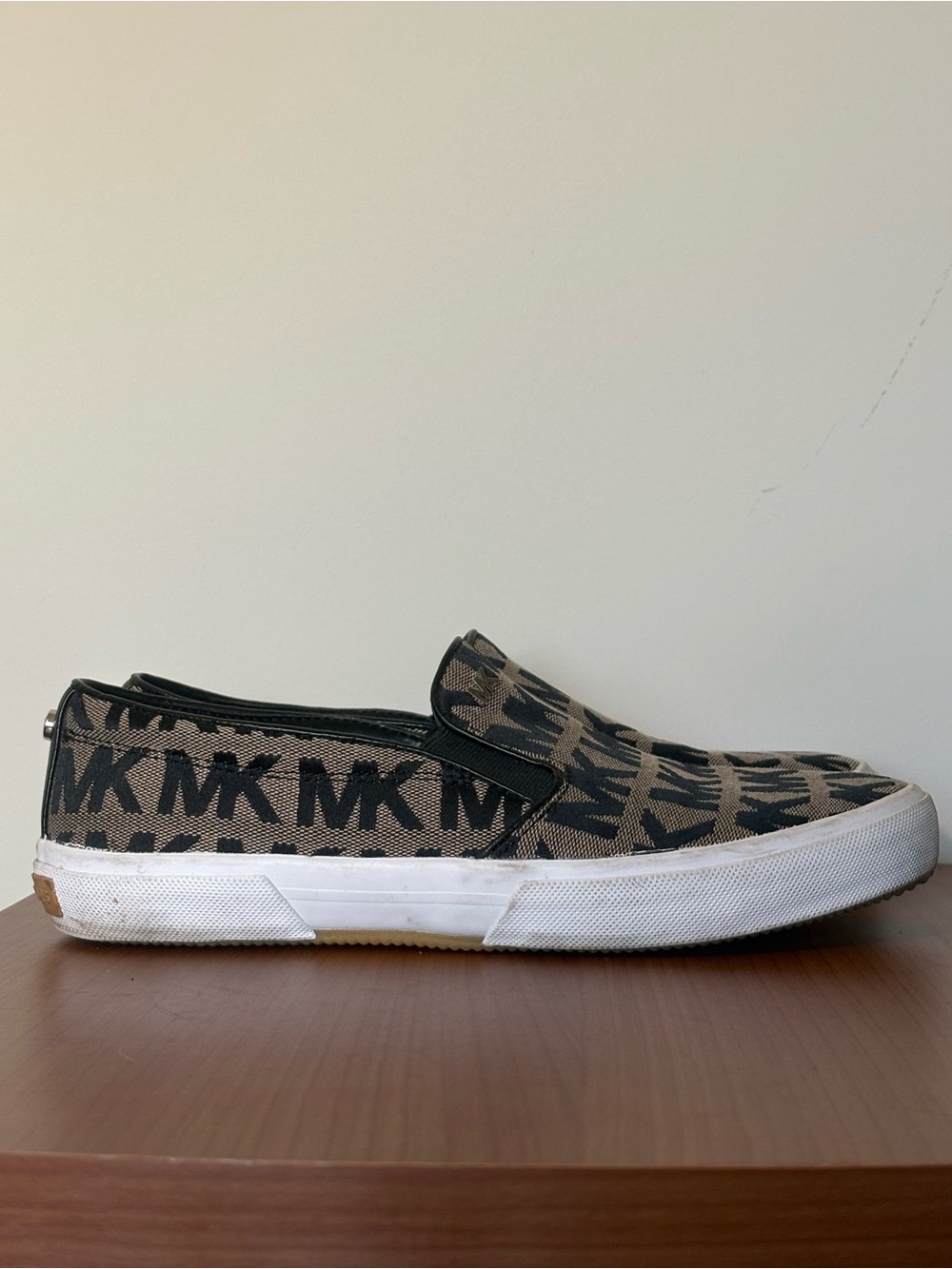 MICHAEL Michael Kors Keaton MK Logo Slip On Sneakers Women’s 7.5 Black Canvas - Picture 8 of 8